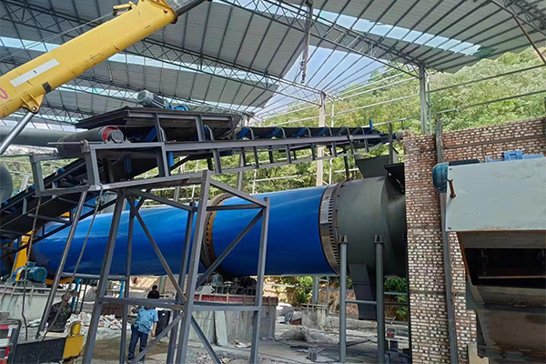 陜西咸陽煤泥烘干機械項目安裝現場