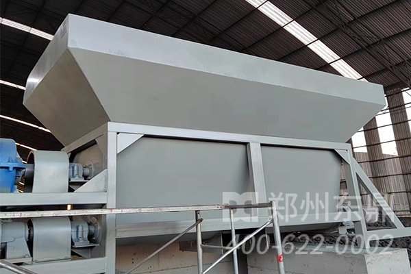 內(nèi)蒙古大型煤泥烘干機(jī)設(shè)備安裝現(xiàn)場